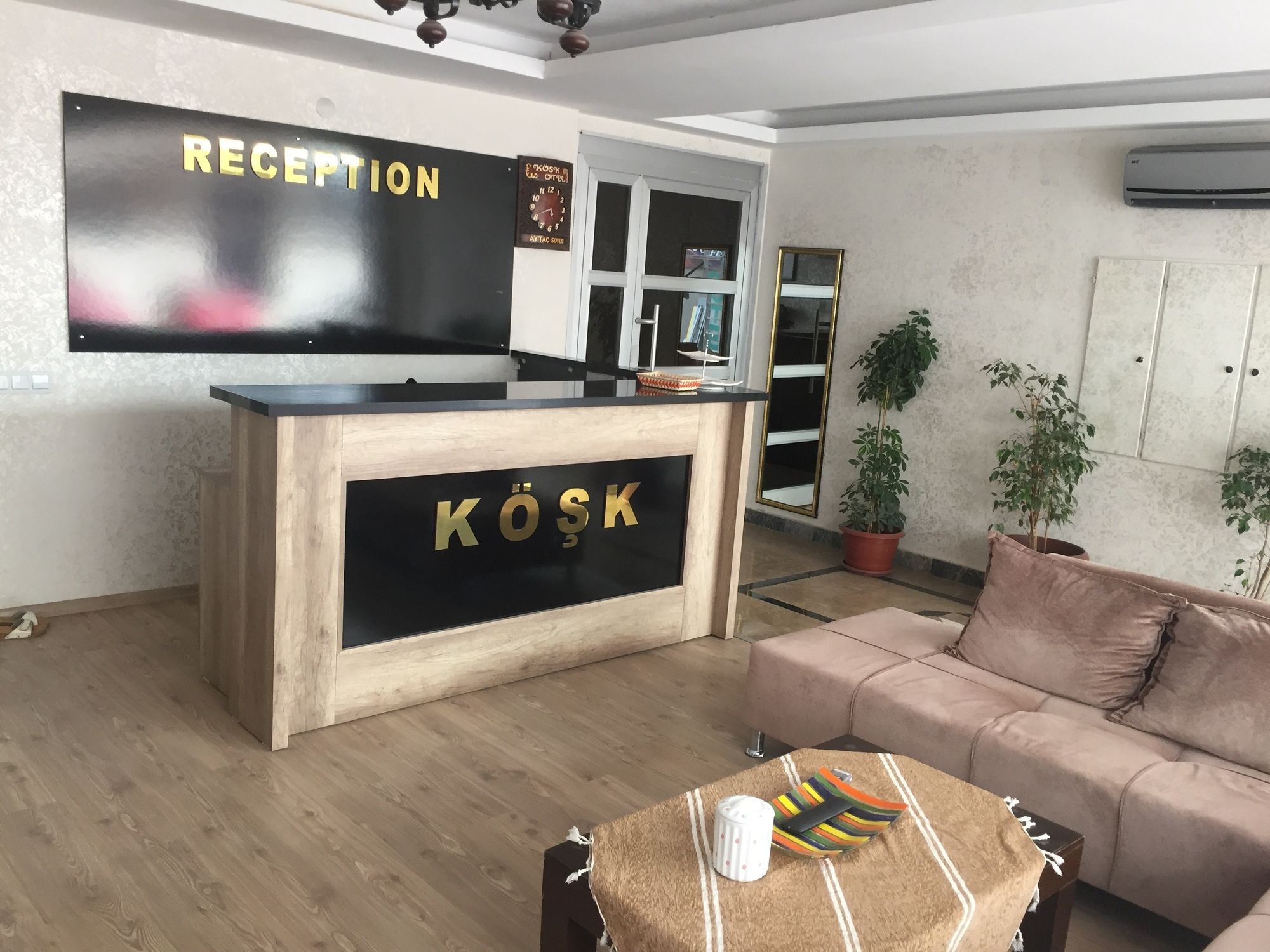 Koesk Hotel Antalya Extérieur photo